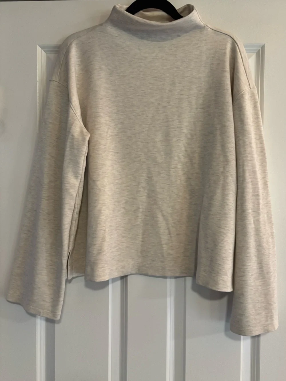 Lou & Grey Women’s Heathered Oatmeal  Mock Neck Scubasoft Sweatshirt, size Large - Picture 2 of 7